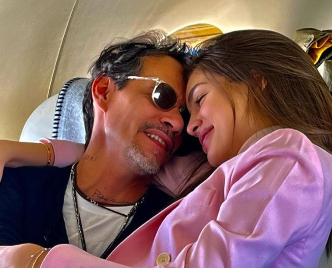 Marc Anthony y Nadia Ferreira lucen más felices que nunca.