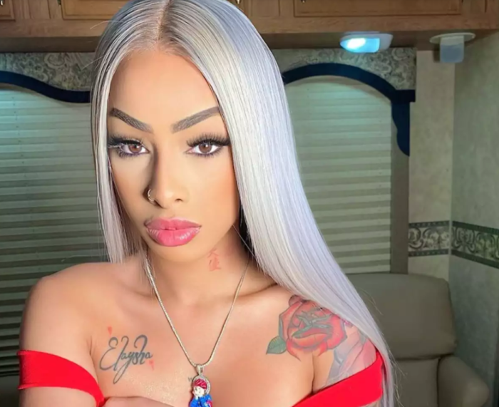 ¡Yailin, la novia de Anuel, atacada a la salida de una discoteca!