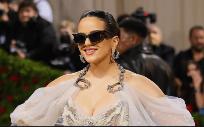 El tenso encuentro entre Rosalía y Nicki Minaj