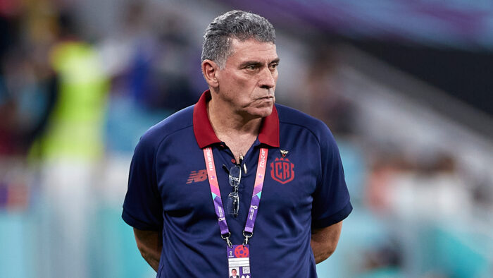 Suárez, previo al duelo ante Japón: "Nosotros no estamos muertos"