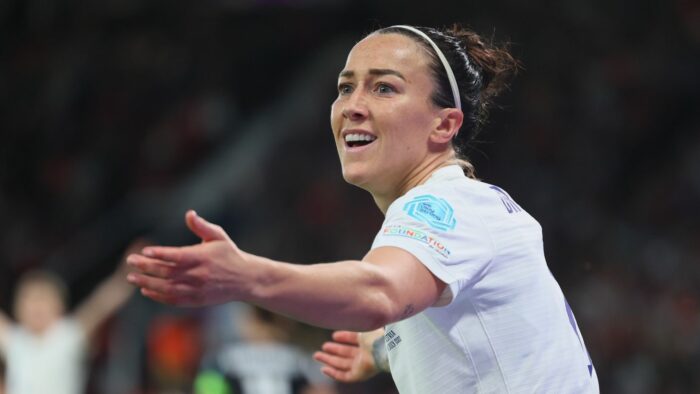 Lucy Bronze