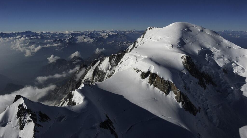 Antes de la puesta en marcha de estas expediciones en 2001, hacía 40 años que no se realizaban mediciones en el Mont Blanc. El desarrollo y la intensificación de las expediciones a partir de 2001 se explican, sobre todo, por la creciente concienciación sobre el calentamiento global.