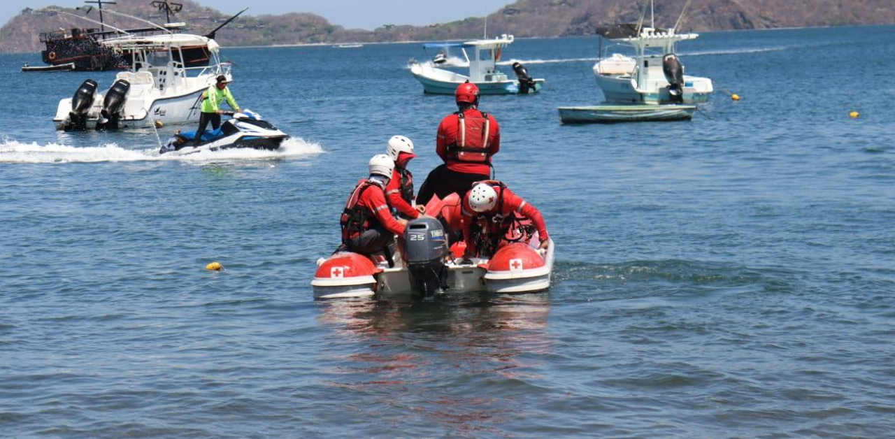 Encuentran cuerpo sin vida de hombre arrastrado por la corriente en Puntarenas
