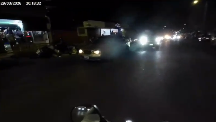 Video capta asesinato de hombre en plena vía pública en Pavas