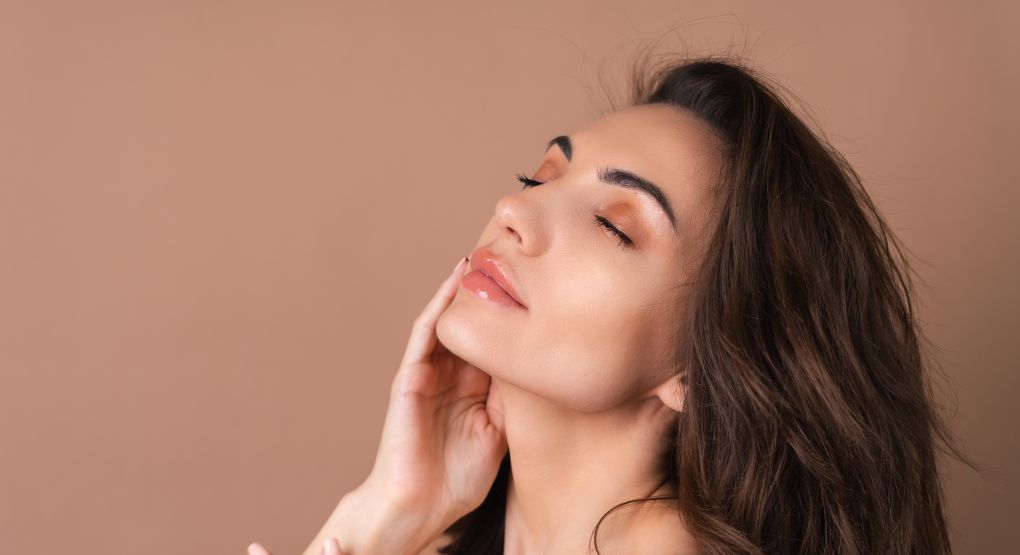 Retinol y ácido hialurónico: la fórmula clave para combatir arrugas sin dañar la piel