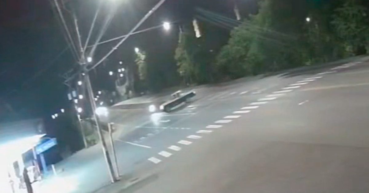 Captan cómo se dio el terrible accidente de tránsito que dejó dos mujeres fallecidas