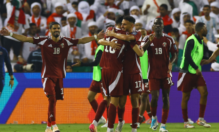 Catar: Un país con más de 100 rascacielos y cetrería como deporte nacional