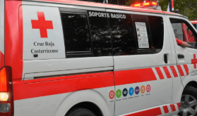 Última Hora: Carro se cae a guindo y desata operativo de rescate