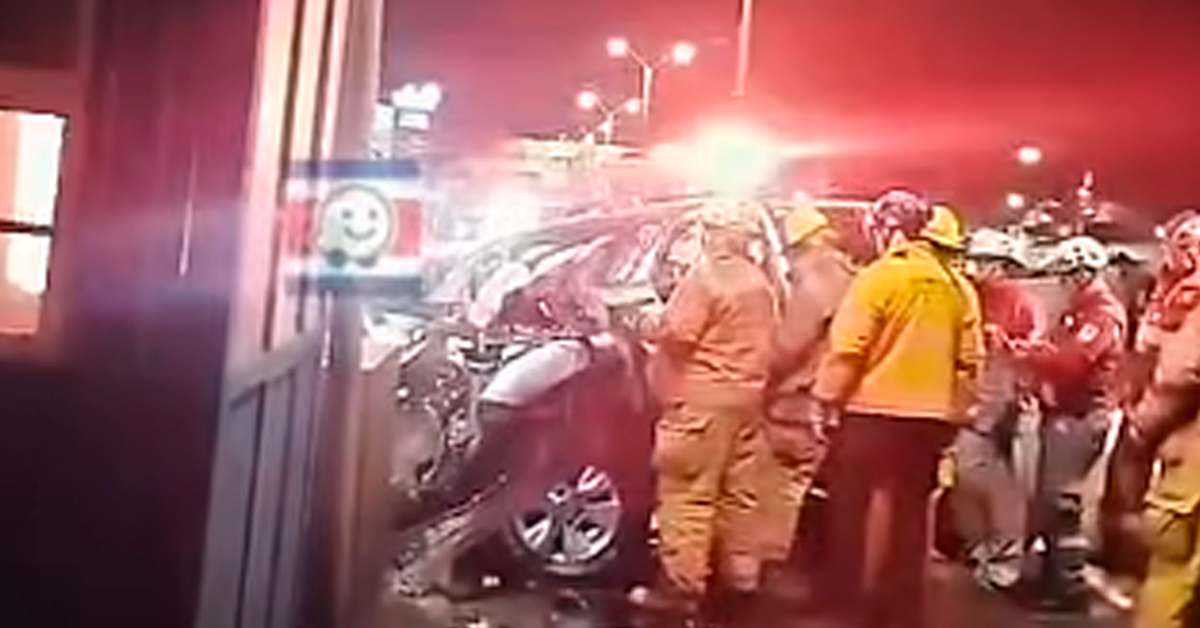 Fuerte colisión contra peaje deja una persona fallecida en Alajuela