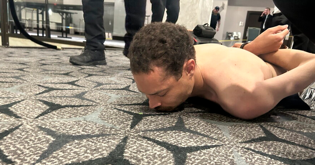 Trump revela video de cómo responsable de tiroteo burla la seguridad en el hotel