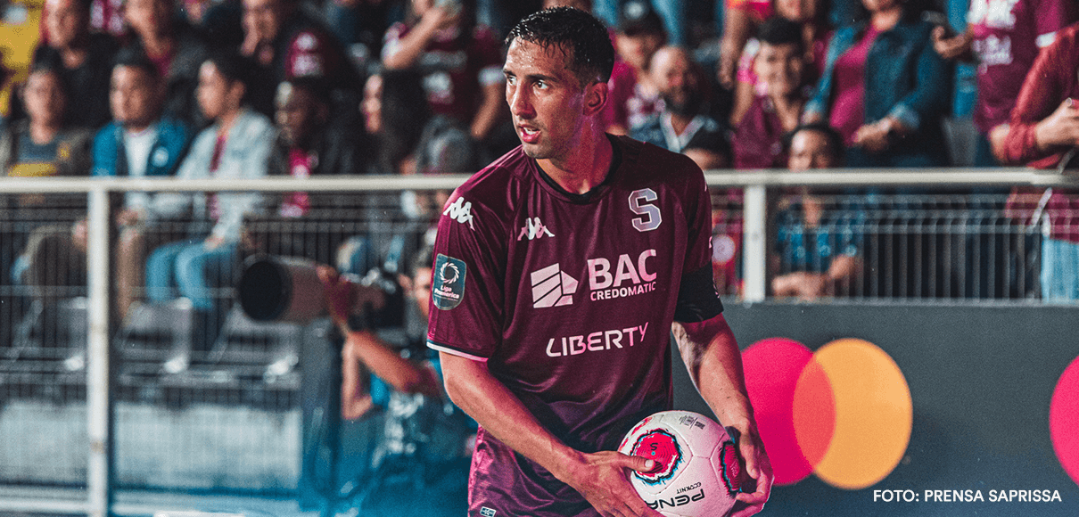 ¡Atención morados! Ya se conoce el futuro de Mariano Torres en Saprissa
