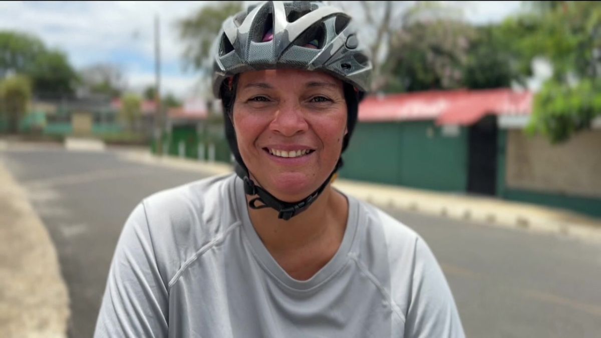 Abuela luchadora se convirtió en mamá de su nieta y salió adelante con el deporte