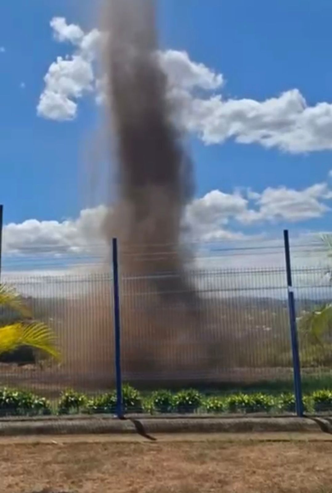 Captan extraño fenómeno natural que genera inquietud en autoridades