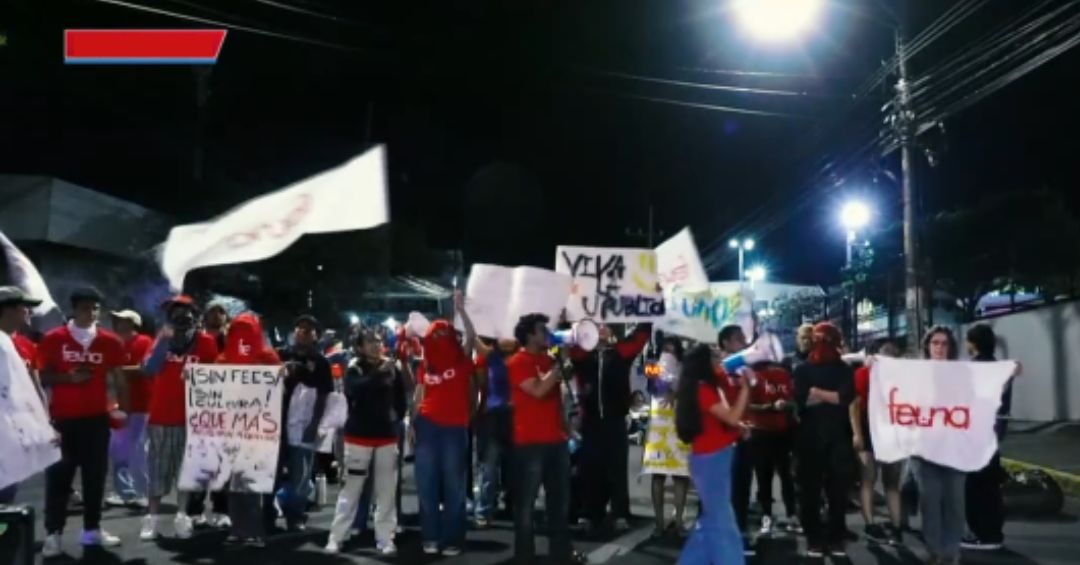 Fracaso en negociación del FEES desató ola de protestas de estudiantes