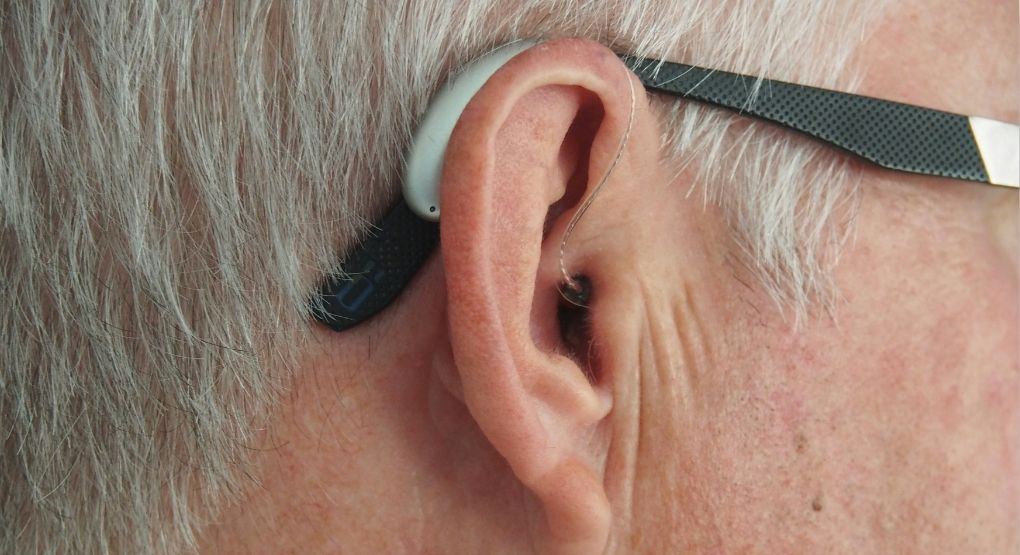 ¿Dolor de oído? Estas son las señales que deberían llevar a un examen