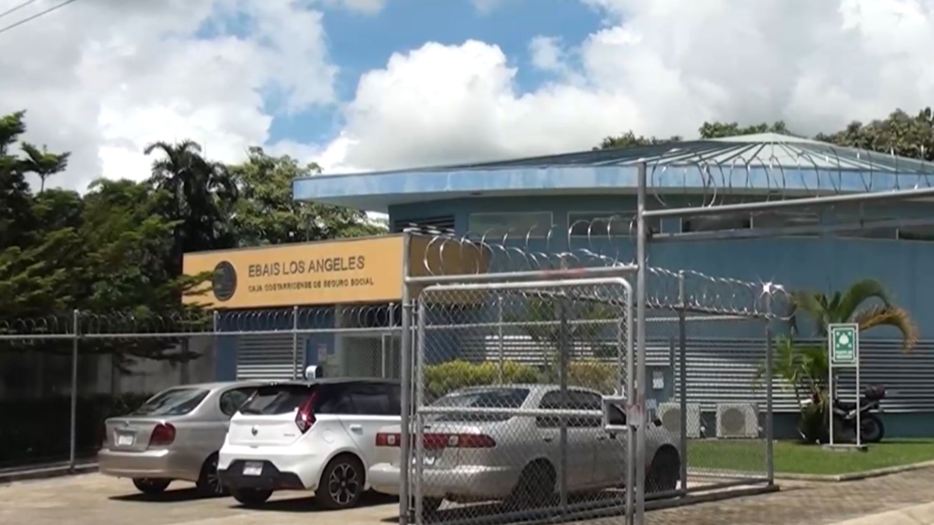 ¡Urgente! Hombres armados asaltan Ebais con pacientes y enfermeras adentro