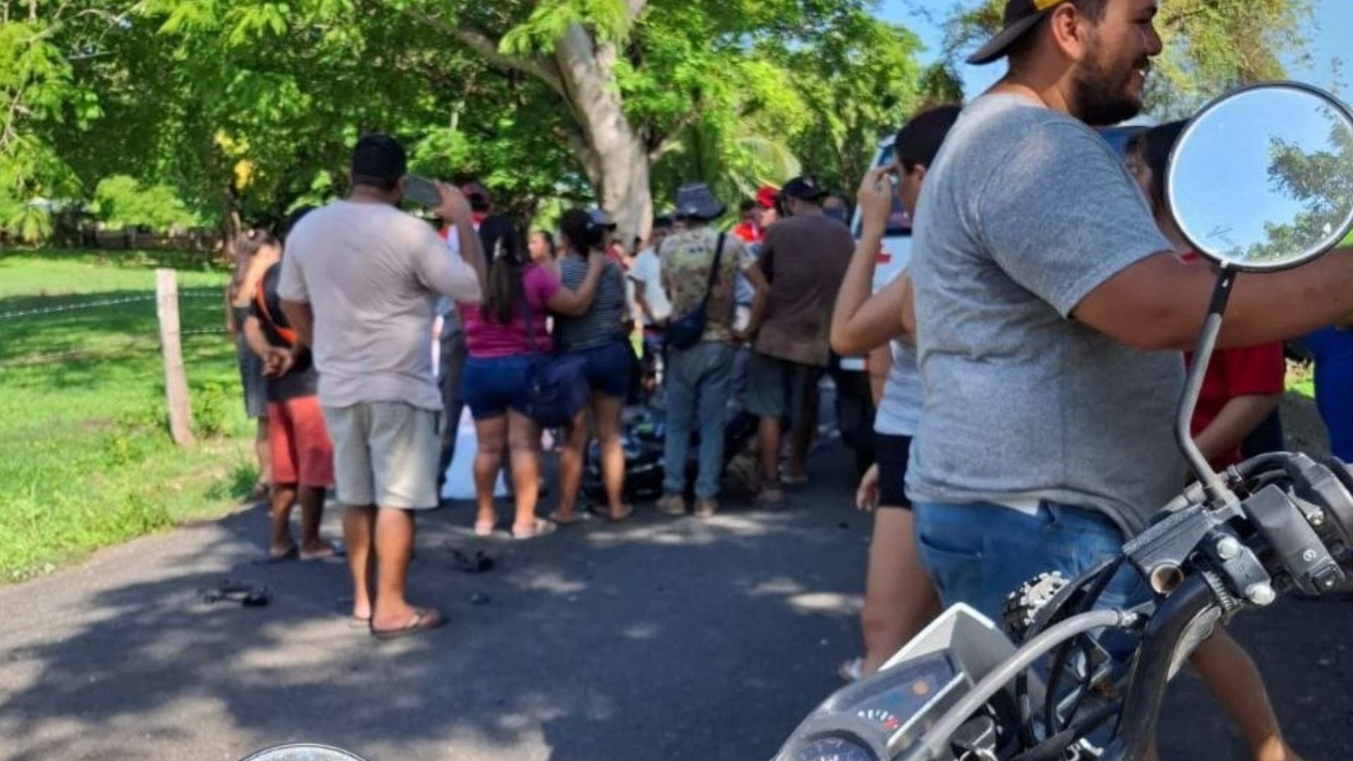 ¡Brutal accidente! Dos motociclistas mueren tras violento choque