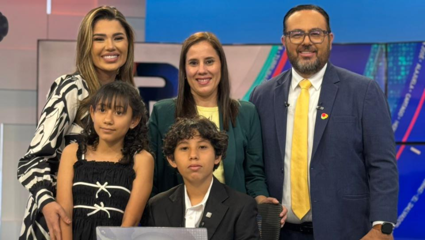 Saúl Juárez, el niño del traspaso de poderes, presentó en Noticias Repretel: reviva el momento