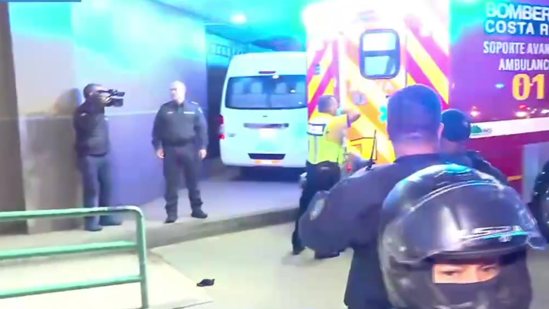 Así fue el traslado y la llegada de policía herido de bala en Limón