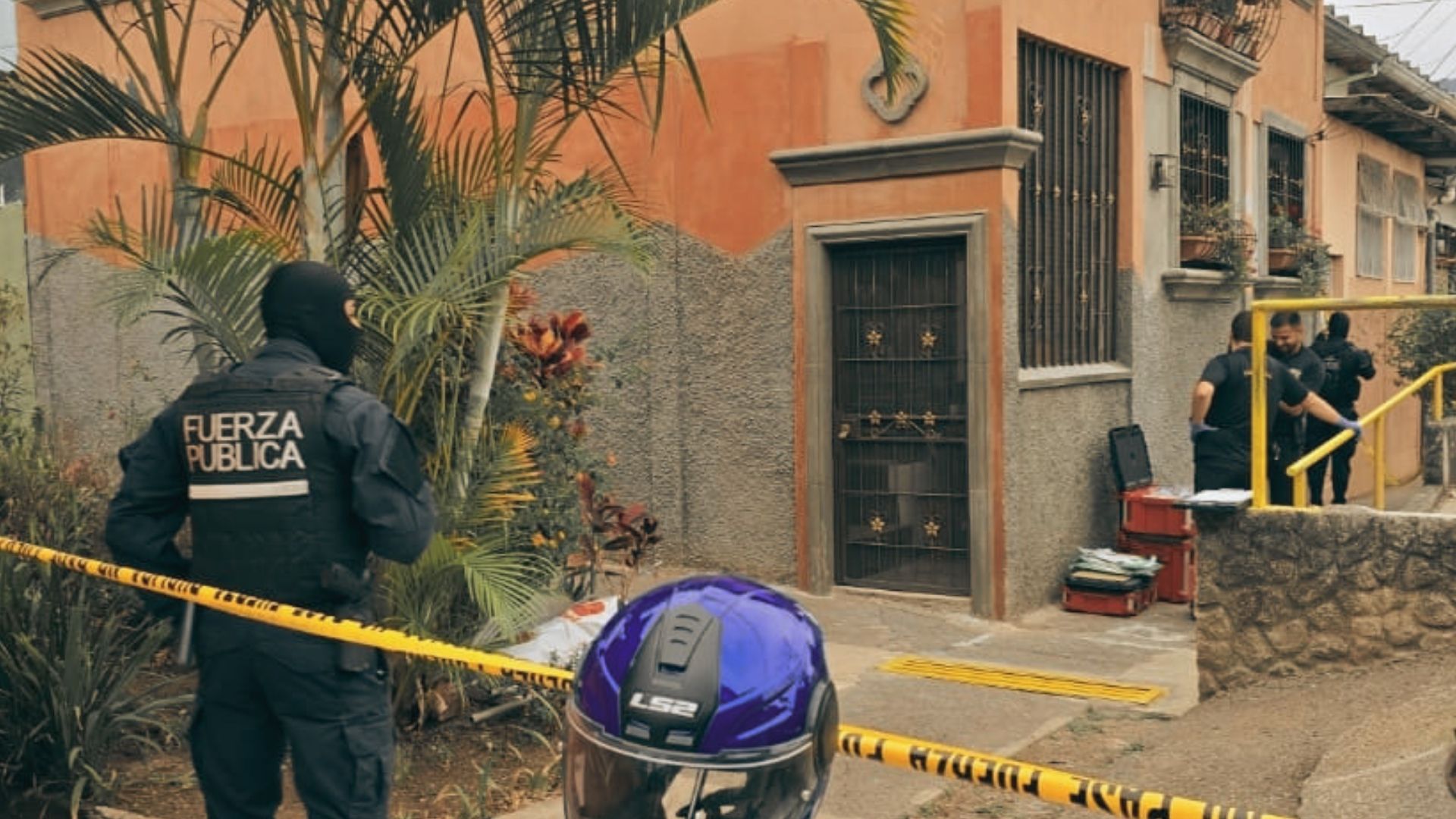 Así luce la escena donde asesinaron a mujer de múltiples disparos en la cabeza