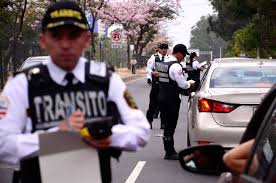Conozca una de las conductas más sancionadas en carretera