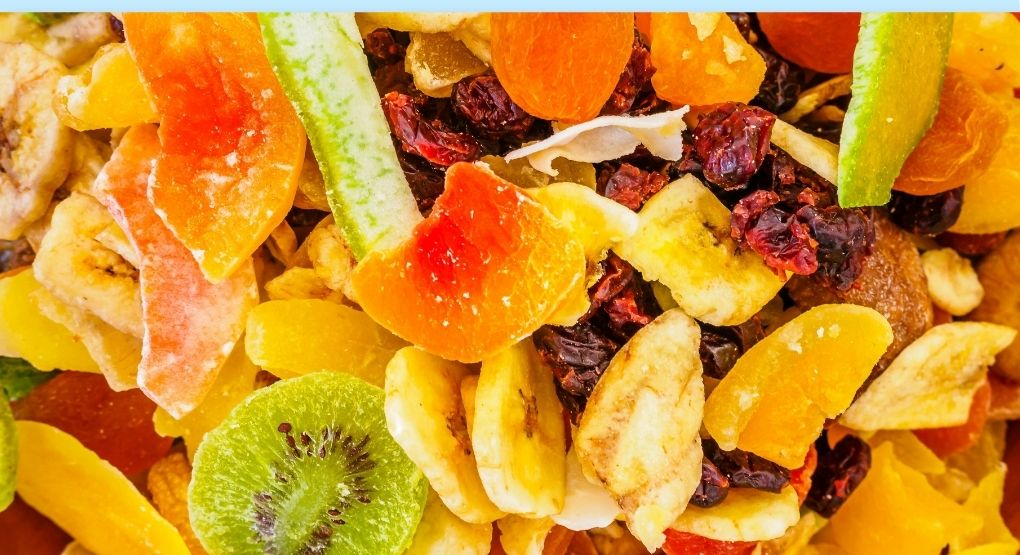 ¿Frutas deshidratadas o vegetales crujientes? Cualquiera que sea la opción, estos snacks conquistarán su hogar