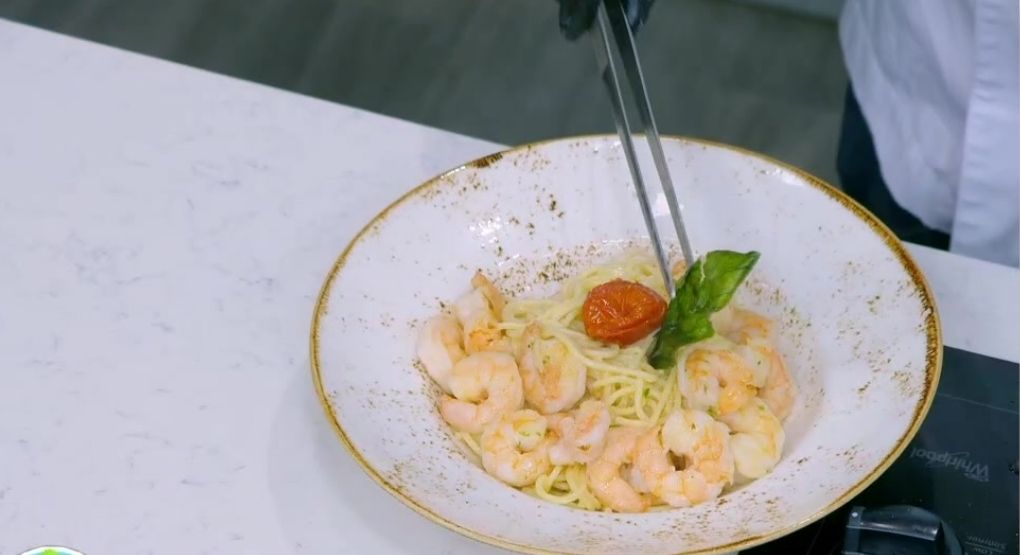 Carbonara: Queso derretido y pasta que se convierten en un espectáculo