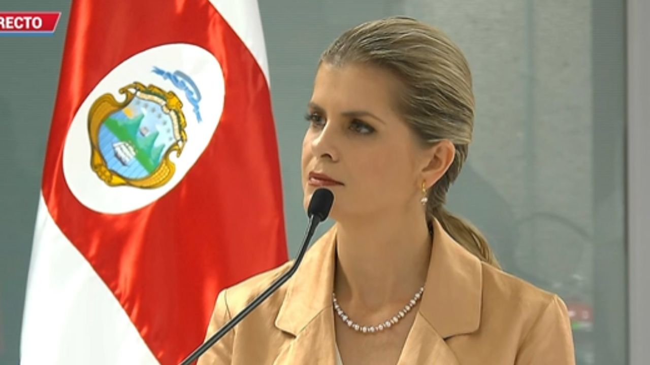 Laura Fernández se reunió con jerarcas del Poder Judicial y diputados