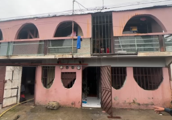 Incendio consume varias viviendas en La Carpio; re