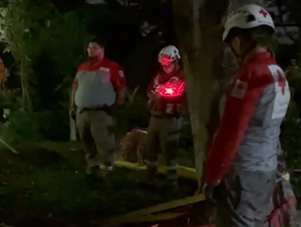 Hallan a menor desaparecida en el fondo de un barr