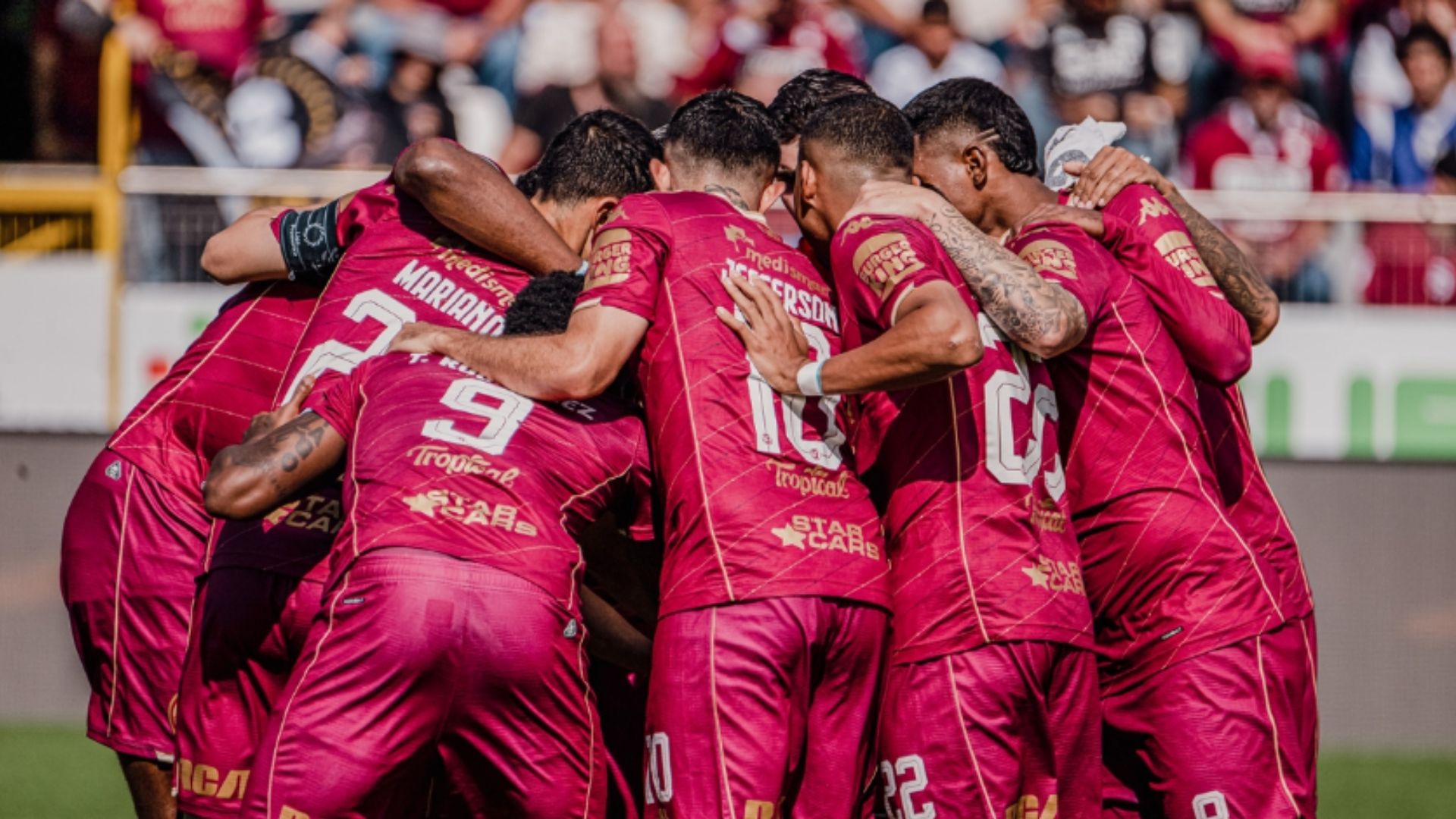 Saprissa sorprende y anuncia la salida de uno de sus jugador