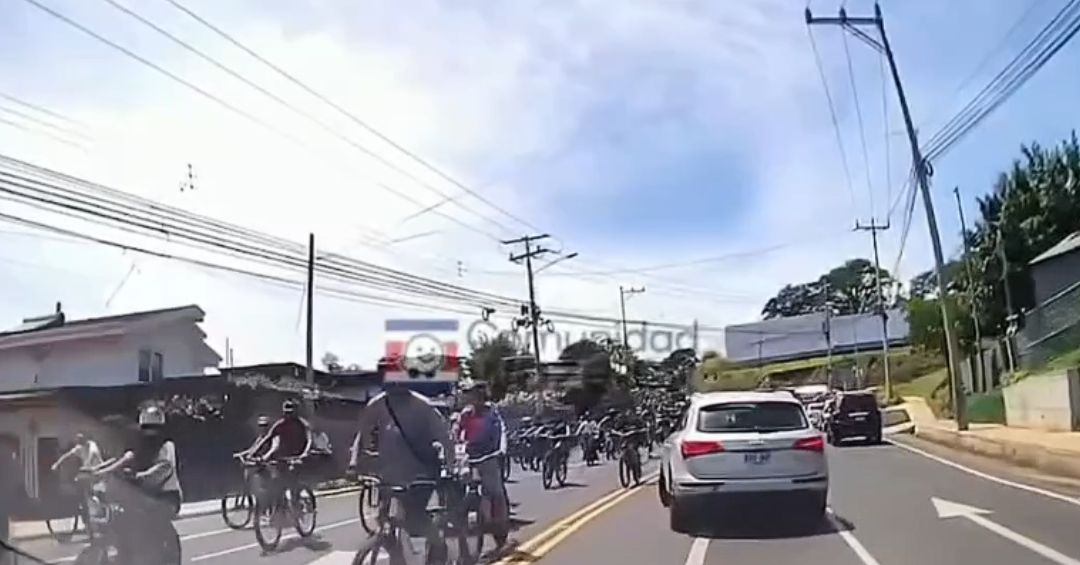 Gran caravana de motociclistas tomó transitadas carreteras de Heredia