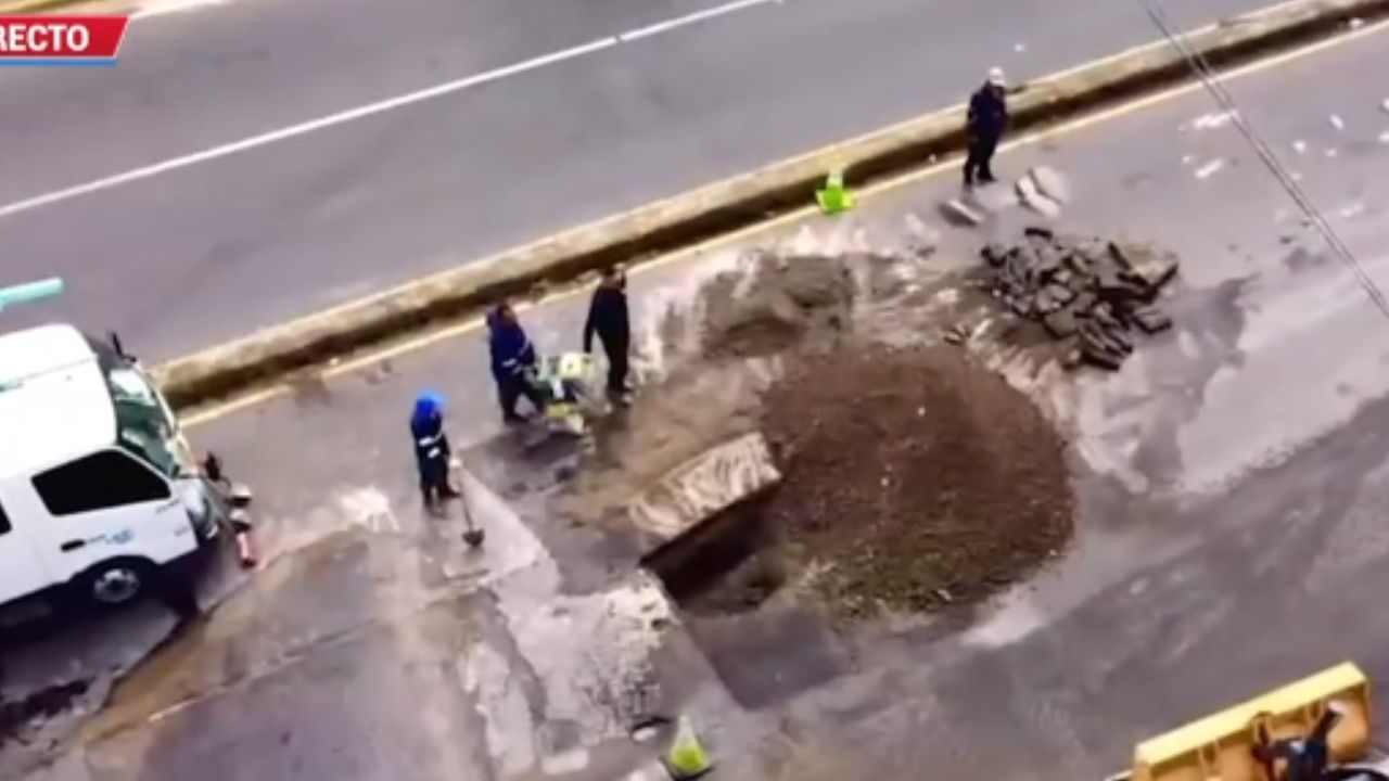 Nueva fuga de agua aparece en la Valencia tras arreglos del AyA